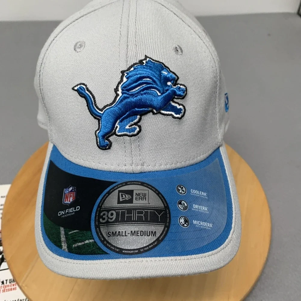 Detroit Lions New Era 39THIRTY Flex Fit Hat Cap Gray Blue NFL Training S/M NWT